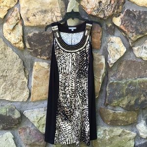 Above knee dress size med worn once